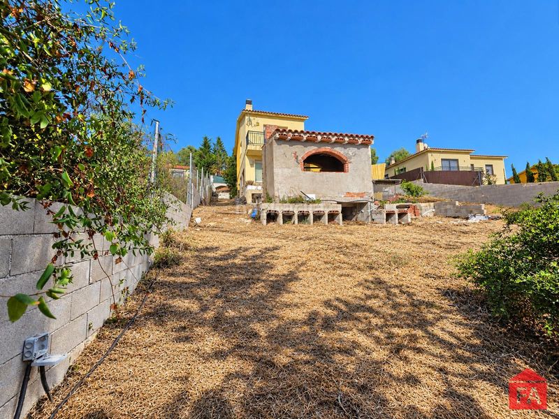 Foto ff00c4a2-d7ae-4fe8-9574-f1fef4442433. Casa amb calefacció aparcament a Masllorenç