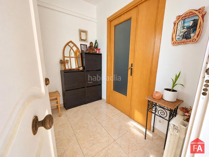 Foto cc7d04c0-f8cd-4155-8f9d-2c869ac1e15c. Casa adossada amb calefacció aparcament a Arboç (L´)