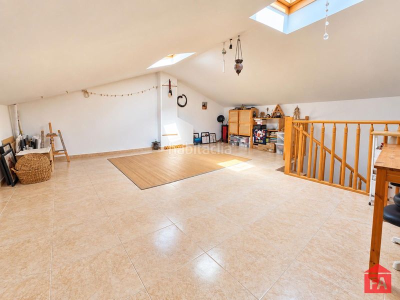 Foto f2c00630-e97c-483d-a1fe-828ac14577b6. Casa adossada amb calefacció aparcament a Arboç (L´)