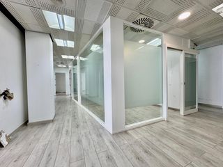 Miete Büro in Hornos Púnicos. Alquiler local comercial en calle real, san fernando