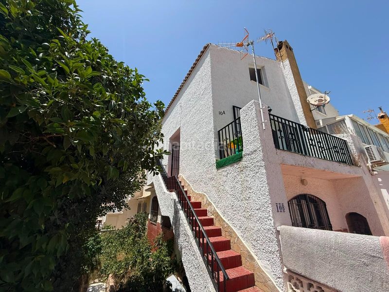 Foto 09681594-d6db-4421-b15d-6d9215500e22. Casa a calle matilde peñaranda 92 a nueva Torrevieja Torrevieja