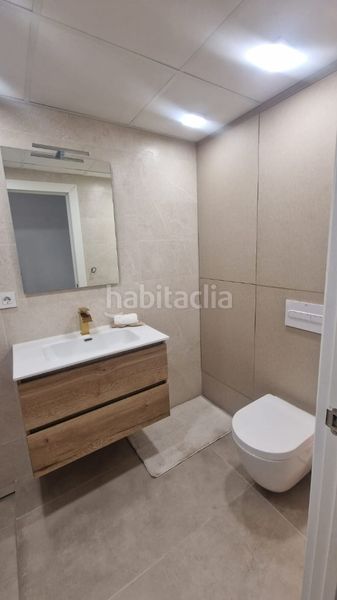 Foto 03aa60d8-e509-41a1-afde-0ca286f300df. Apartamento en avenida doctor gregorio marañón 64 # apartamento reformado con vistas al mar a 50 m de playa dEl Acequión – en Torrevieja