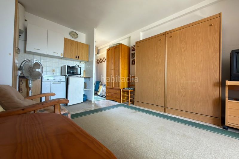 Foto 4b951f13-c550-4419-81e7-d1f306235d3a. Estudi o con vistas al mar, piscina y parking a precio reducido – Torreblanca / la mata, a Torrevieja