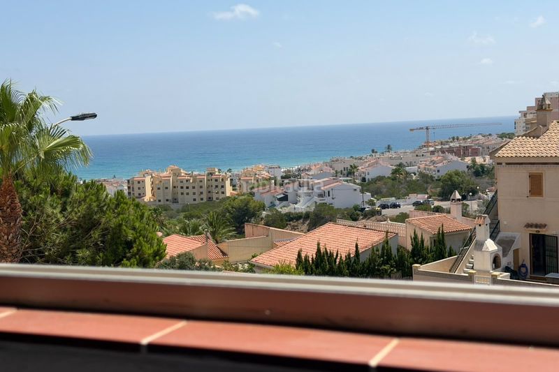 Foto 90b13365-1147-466d-b37e-f658494a652d. Estudi o con vistas al mar, piscina y parking a precio reducido – Torreblanca / la mata, a Torrevieja