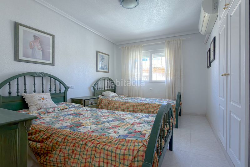 Foto 176b8831-f241-49a9-b4a9-f6d72c0c19ca. Casa aparellada chalet pareado de 3 dormitorios con solárium, vistas al mar y piscina – la zenia, costa a Orihuela