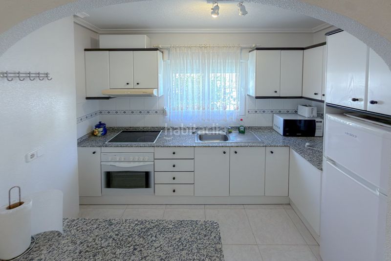 Foto 6f2c53a2-dd9c-45c7-8255-557f218b5f36. Casa aparellada chalet pareado de 3 dormitorios con solárium, vistas al mar y piscina – la zenia, costa a Orihuela