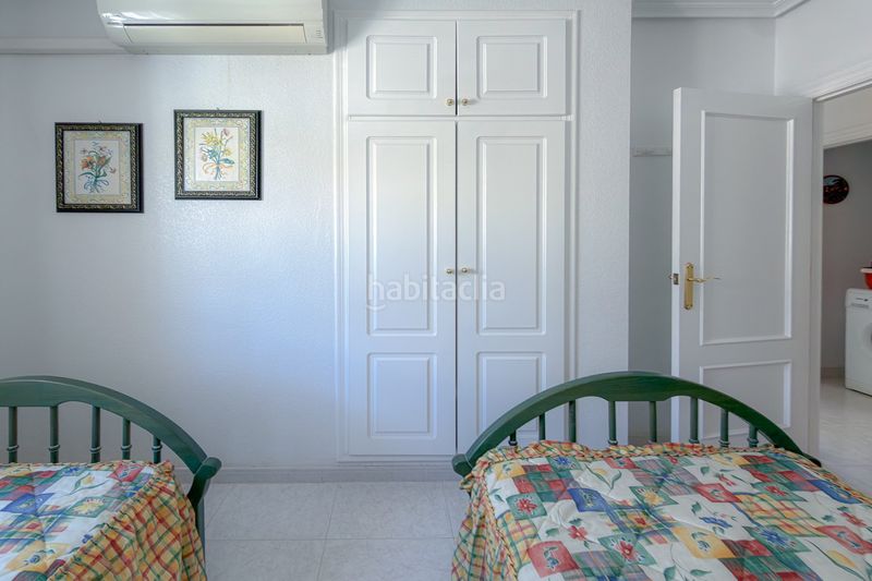 Foto 8820d486-4793-4cb7-9ba3-d5332f1e8a56. Casa aparellada chalet pareado de 3 dormitorios con solárium, vistas al mar y piscina – la zenia, costa a Orihuela