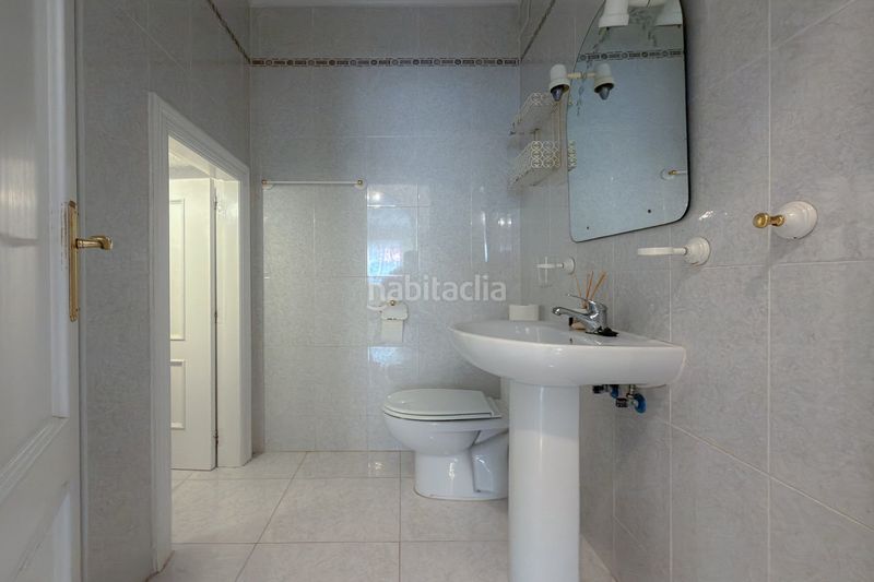 Foto 96fd6170-30ff-4356-9131-7409d4c863a9. Casa aparellada chalet pareado de 3 dormitorios con solárium, vistas al mar y piscina – la zenia, costa a Orihuela