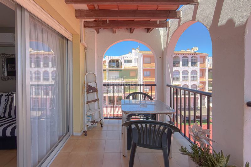 Foto a4322053-272c-4988-9fce-28853056c85a. Àtic ático reformado con amplia terraza y vistas al mar a 200 m de la playa – La Veleta, a Torrevieja