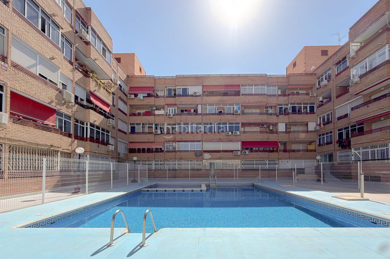 Foto 3525d573-6144-4d1b-8351-ac48d4b8ea06. Apartament amb piscina a El Molino Torrevieja