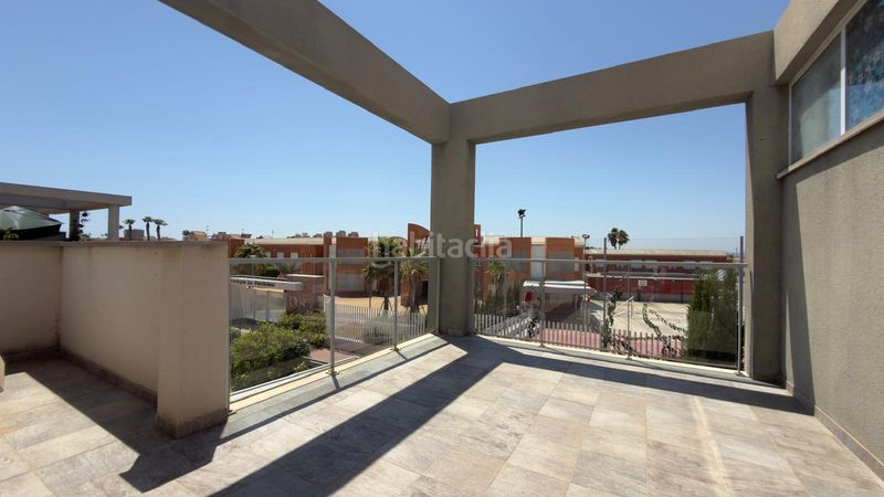 Foto 502e40b7-a7e4-4225-bb71-eeb47190b049. Casa adossada amb aparcament piscina a Aguas Nuevas Torrevieja