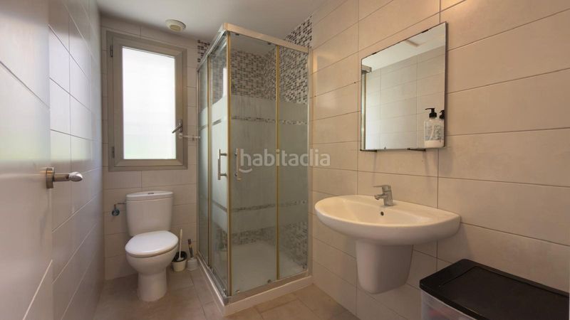 Foto 8d679f62-2abb-4c97-a525-aca1a4604111. Casa adossada amb aparcament piscina a Aguas Nuevas Torrevieja