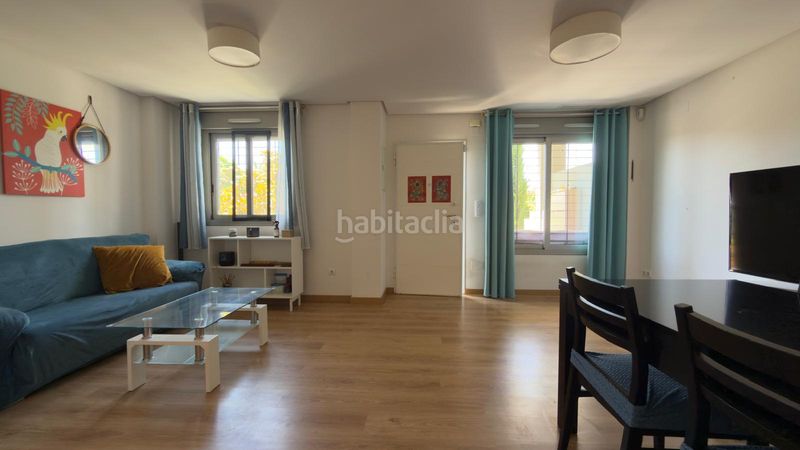 Foto f0cc7e24-edb6-4874-99b3-bb26eeee8140. Casa adossada amb aparcament piscina a Aguas Nuevas Torrevieja