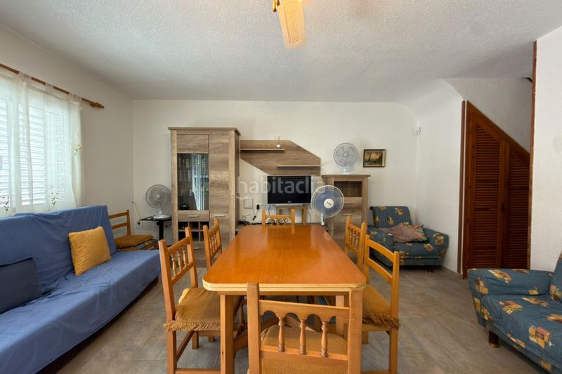 Foto 273813ee-ef1f-4a8f-bbc7-5df23439392f. Casa adossada adosado de 3 dormitorios con 3 grandes terrazas a 300 m de Playa de los Náufragos – a Torrevieja