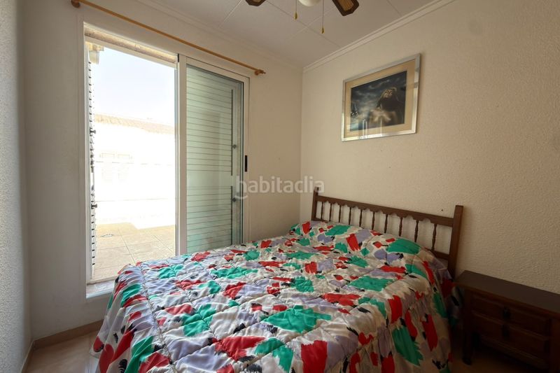 Foto 8af2ddb1-3586-4af2-b392-47d831127f9e. Casa adossada adosado de 3 dormitorios con 3 grandes terrazas a 300 m de Playa de los Náufragos – a Torrevieja