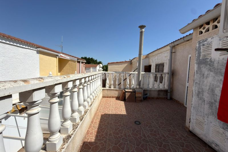 Foto c98f197c-c6c4-4e62-956d-0dea198328f1. Casa adossada adosado de 3 dormitorios con 3 grandes terrazas a 300 m de Playa de los Náufragos – a Torrevieja