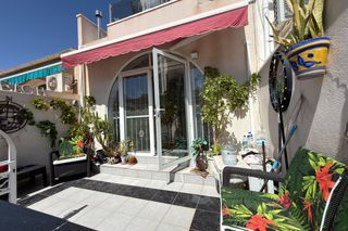 Casa adosada  Calle liszt. # adosado reformado con 2 terrazas y gran solárium privado – la