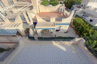 Casa adosada  Calle joaquín garcía sánchez. # quad reformado de 4 dormitorios con 2 terrazas, solárium y pis