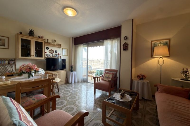 Foto 34ebcf64-3126-467c-94ac-2368fbf1be62. Apartament o de 3 dormitorios con gran terraza, vistas al mar y piscina – Punta Prima a Torrevieja