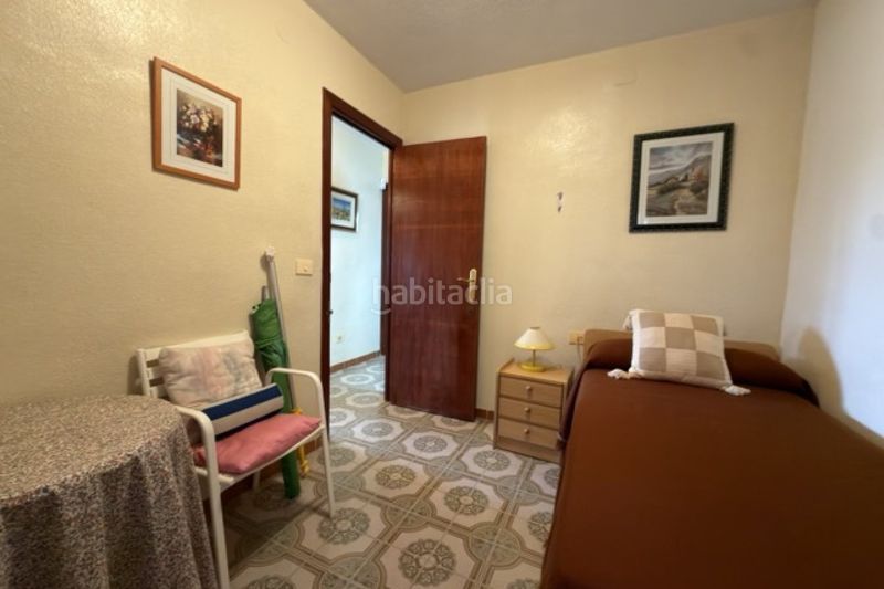 Foto 51b30cd7-6496-4755-be84-d3f56d1d226b. Apartament o de 3 dormitorios con gran terraza, vistas al mar y piscina – Punta Prima a Torrevieja