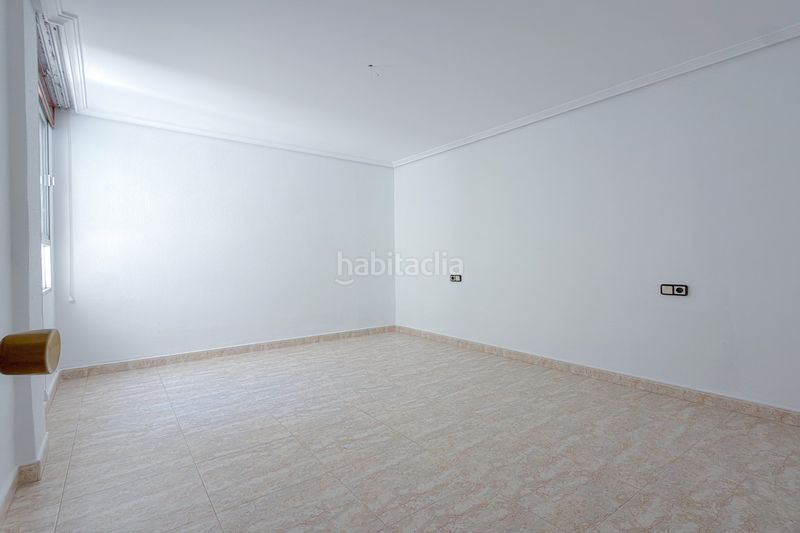 Foto 59e88eb2-a74c-49f9-9745-76dd36e7e86b. Apartament amplio apartamento de 3 dormitorios con gran terraza – centro a Torrevieja
