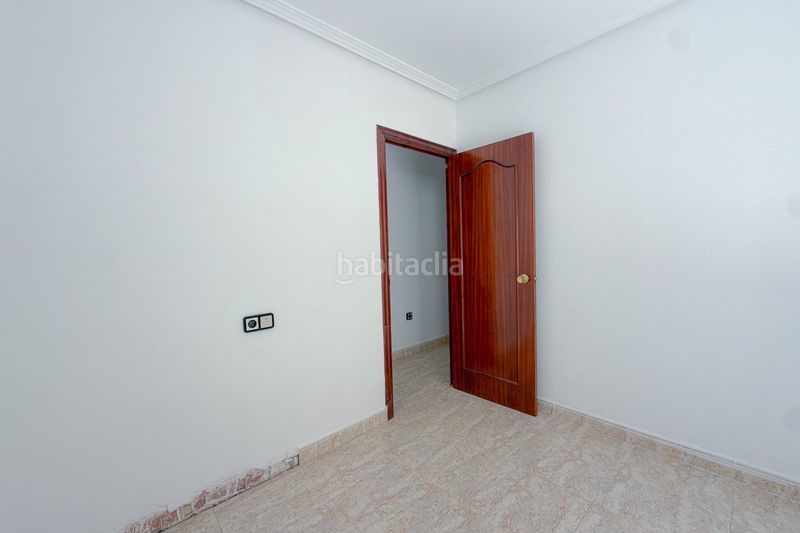 Foto 5bcd5c20-093c-43d2-8863-cc0ecb12ee6a. Apartament amplio apartamento de 3 dormitorios con gran terraza – centro a Torrevieja