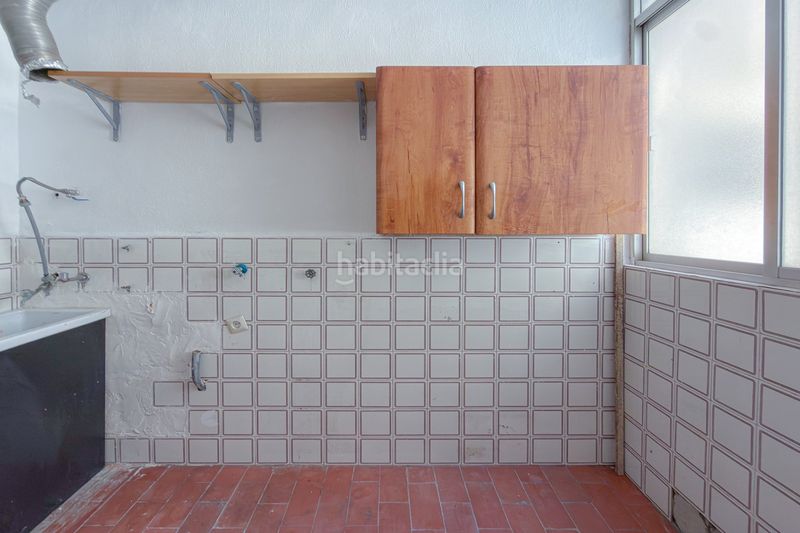 Foto d4e0eafa-e574-4647-b3d8-d0585eb53403. Apartament amplio apartamento de 3 dormitorios con gran terraza – centro a Torrevieja