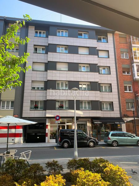 Foto 173d2553-b363-40dd-90ec-c1fd36921563. Piso en calle ezcurdia 148 en La Arena Gijón