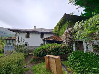 Country house  Barrio quintana 5. "espectacular casona rural con varios salones, gran cocina, 9 do
