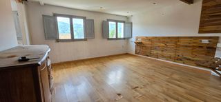 Casa adossada  Lugar buslad 29. Ideal para reformar a su gusto