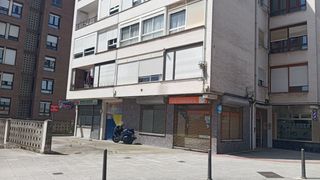 Business premise in Calle del monte 39