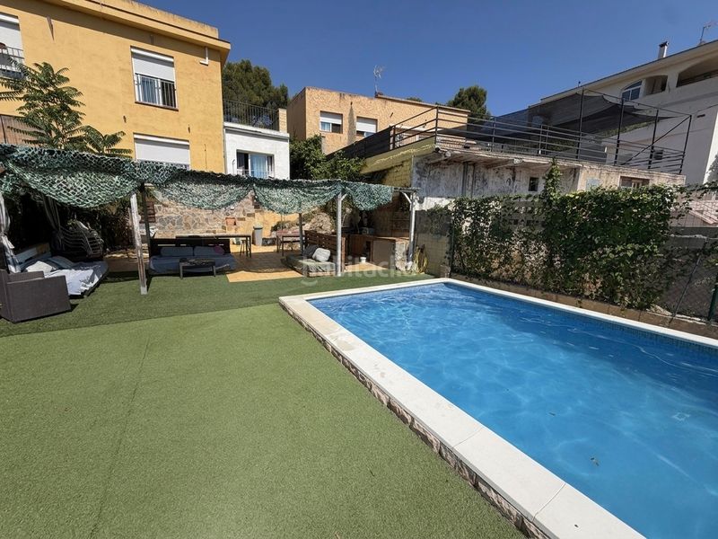 Foto 98f15cb5-210e-41d2-bc72-74c071c7c194. Casa a schiera con parcheggio piscina in Can Lloses - Can Marcer Sant Pere de Ribes