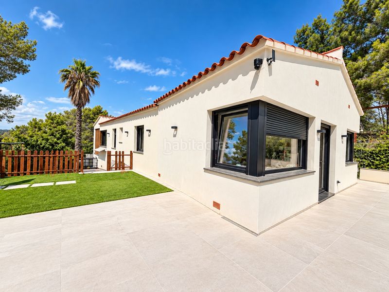 Foto d47061dd-fbad-4cc9-a774-d842369cabdc. Chalet con camino riscaldamento parcheggio piscina in Sant Pere de Ribes