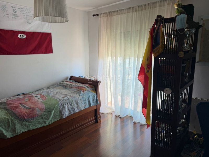 Foto b04c81d3-82fc-454e-b2aa-15c26ee1f199. Casa adossada amb xemeneia calefacció aparcament piscina a Sitges