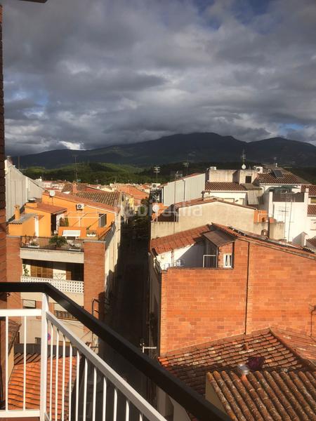 Foto 28f31c28-f4d2-4ee2-aeac-011c06339aa7. Rent flat in plaça de la vila 1 in Sant Celoni