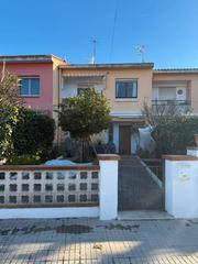 Casa aparellada a Riells i Viabrea