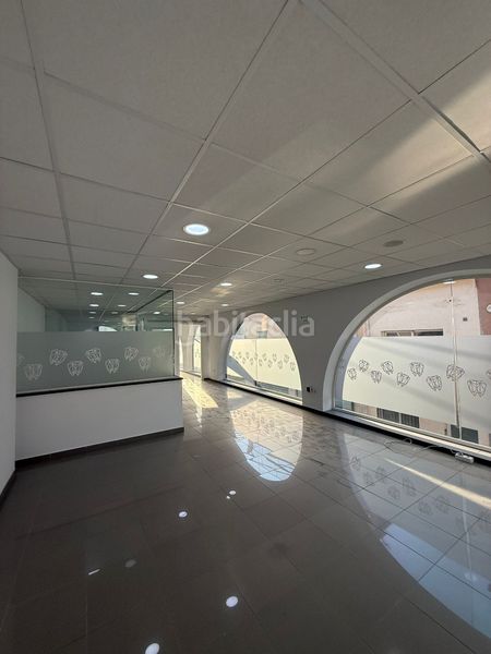 Foto b5009831-5935-48ca-bba0-0869f8cf56e8. Lloguer local comercial a Sant Celoni