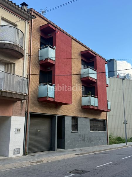 Foto d647b878-5f9e-4676-b33d-ae333325a2e2. Aparcament cotxe a Sant Celoni