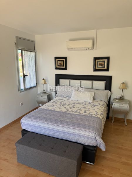 Foto 4a59ae41-ce55-4c2e-ae5f-ba7fc76164f8. Casa adossada amb xemeneia calefacció a Breda