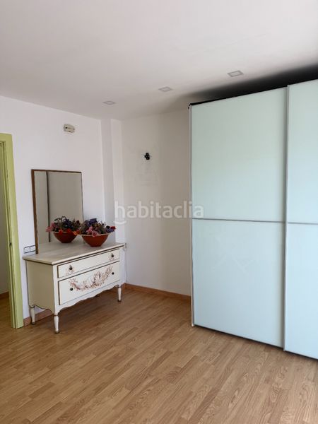 Foto 8fb8c932-a436-47c1-a2f3-7d71c7f30eed. Casa adossada amb xemeneia calefacció a Breda