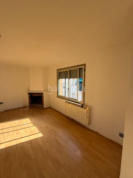 Foto fef88699-48db-4f8d-8a33-1c0f8b6135b6. Pis a Sant Celoni