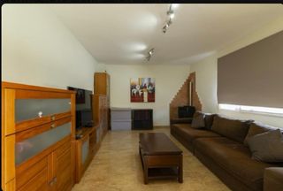 Xalet a San Félix. Estupendo dúplex en los camachos!!