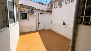 Casa in Los Dolores. Oportunidad por tiempo limitado!! planta baja de 4 dormitorios,