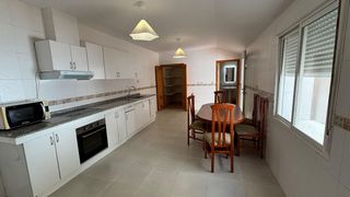 Casa en Miranda. Bonita casa de planta baja en miranda
