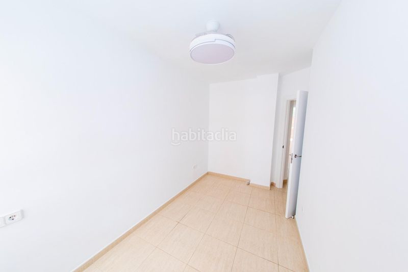 Foto 8d394f09-0b39-43a3-b218-af702636e673. Apartament amb calefacció aparcament a San José Lorca