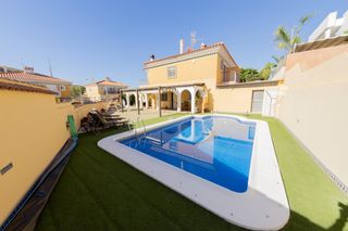 Chalet  Avenida avenida r�o segura. Exclusivo chalet en calabardina  �guilas a 500m del mar!!