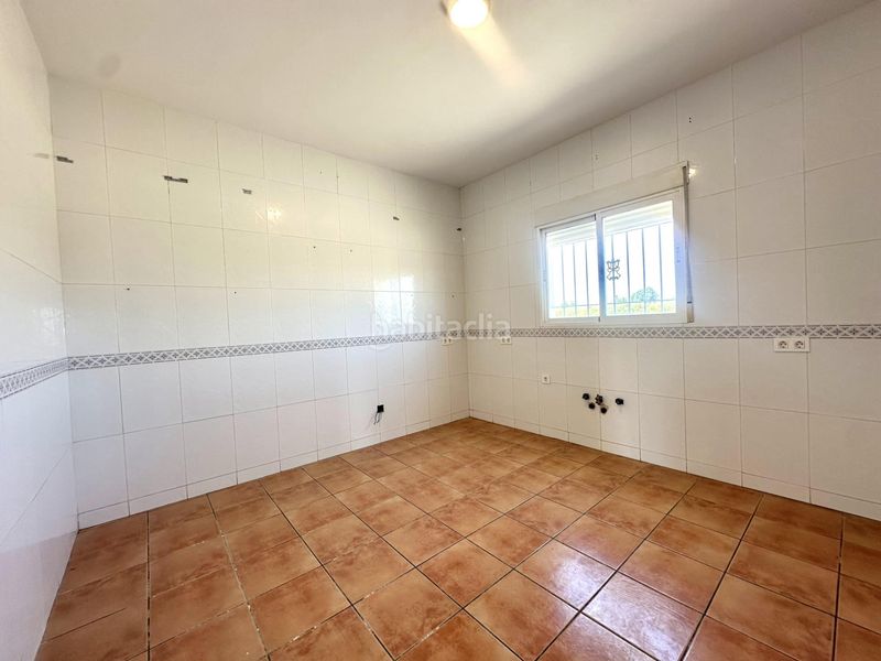 Foto a2d2e6f4-6407-4393-9dbe-940a373fdab7. Casa amb aparcament a Campillo Lorca