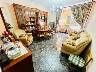 Pis  Calle virgen de guadalupe. Venta de piso con ascensor estupenda zona