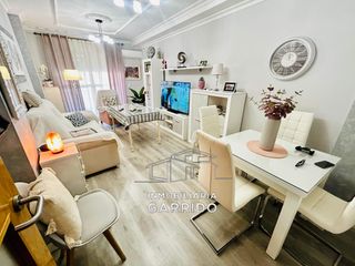 Flat  Avenida libertad 52. Venta de piso con plaza de garaje y trastero