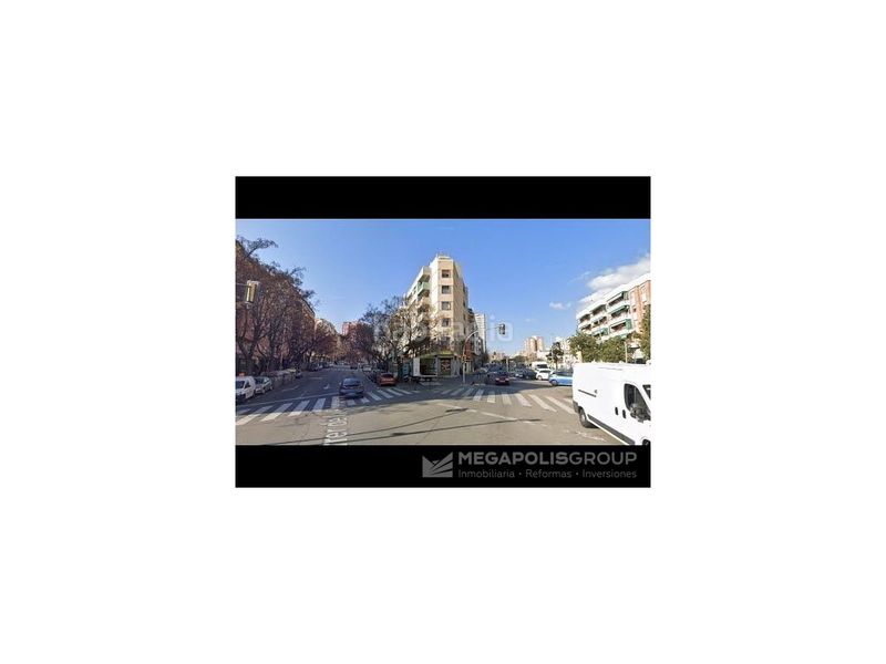Foto 0c080ddc-f1c8-4f5d-829b-3f55355150d7. Edifici a Collblanc Hospitalet de Llobregat (L´)